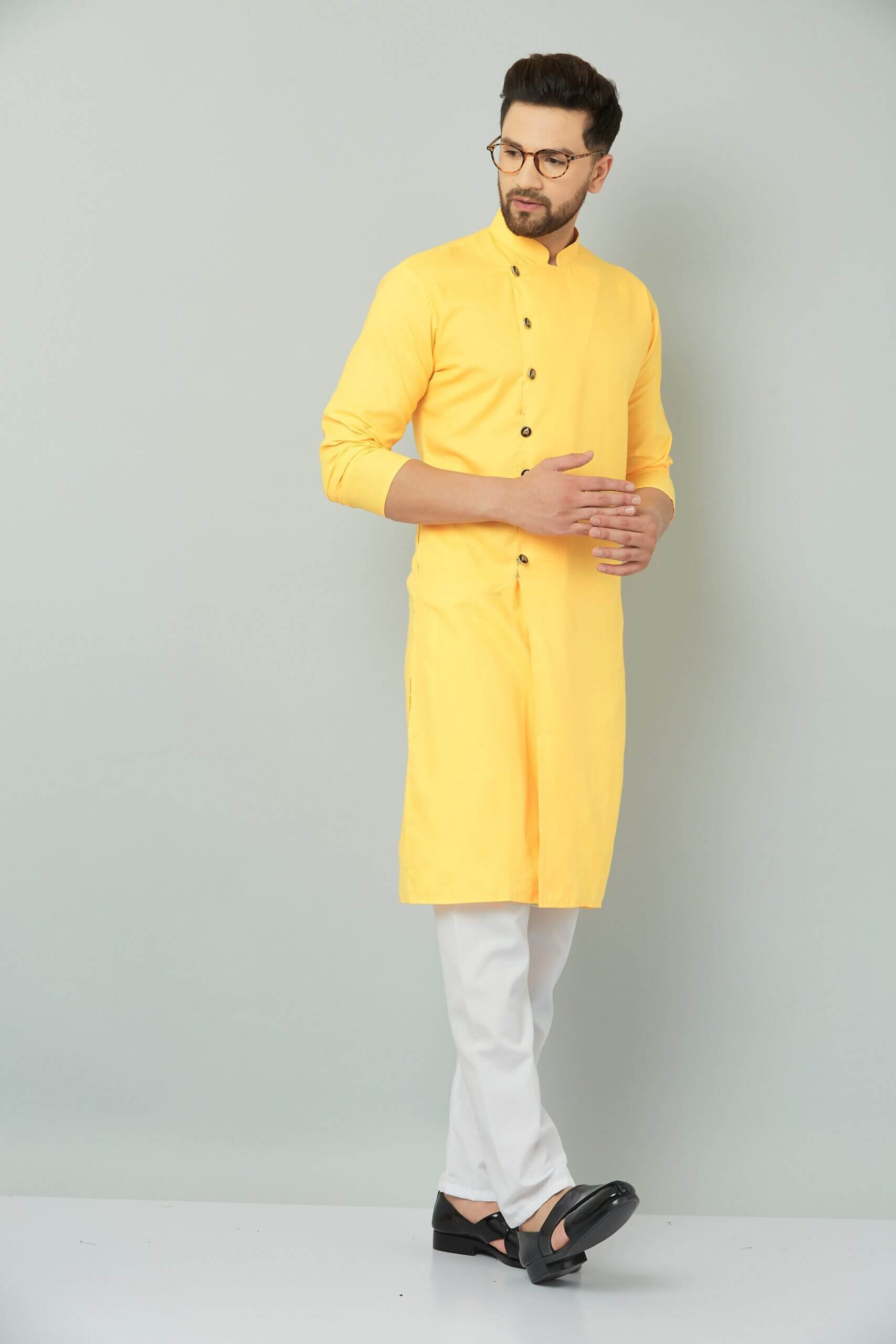 p (2)-min Yellow cotton kurta set by Indian brand Teradozz.
